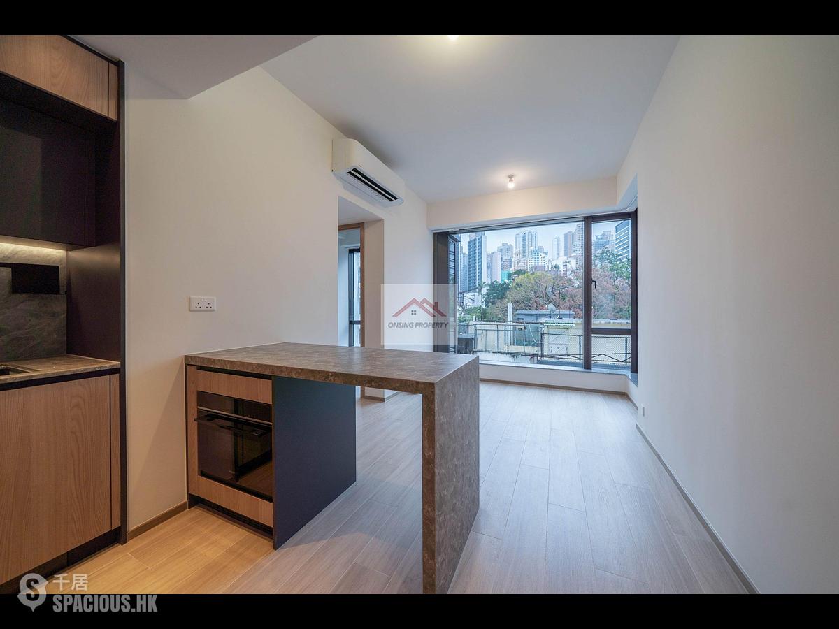 Shek Tong Tsui - The Hilltop 01
