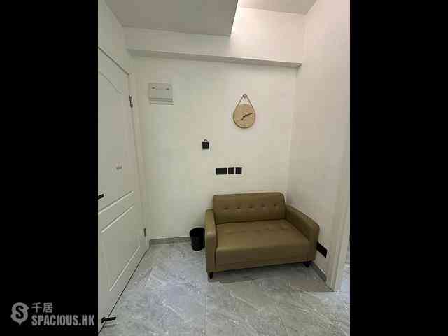 Mong Kok - 122, Tung Choi Street 07