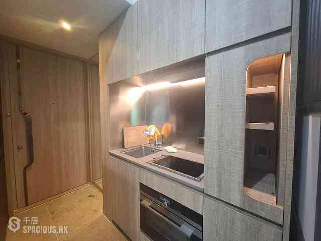 Sai Ying Pun - Bohemian House 05