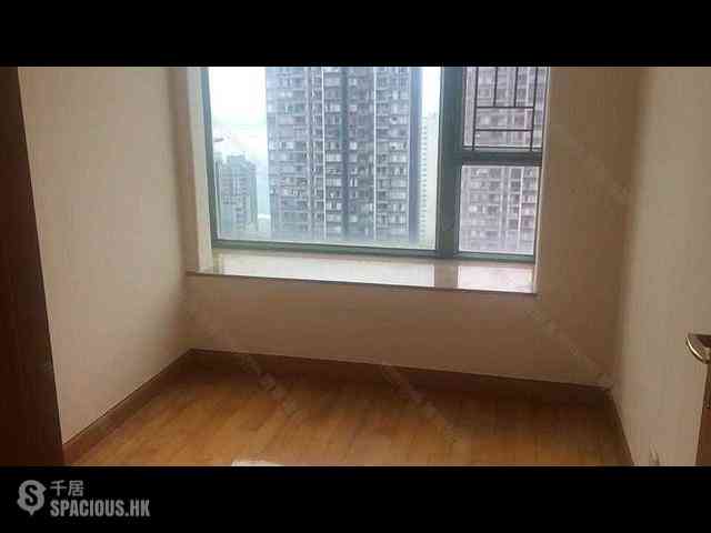 Sai Ying Pun - Bon-Point 12