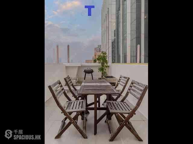 Sai Ying Pun - Cheung Ling Mansion 01