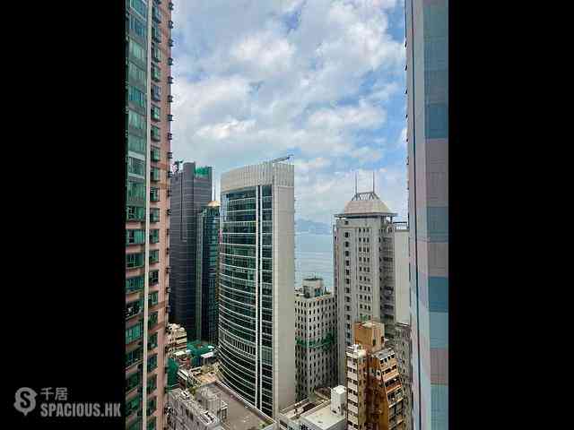 Sheung Wan - Queen's Terrace 05