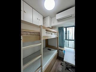 Sheung Wan - Queen's Terrace 08