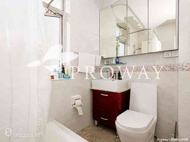 Mid Levels Central - Estella Court 07