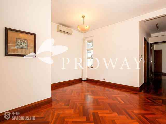 Wan Chai - Star Crest 03