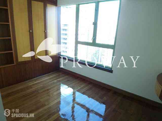 Wan Chai - Royal Court 03