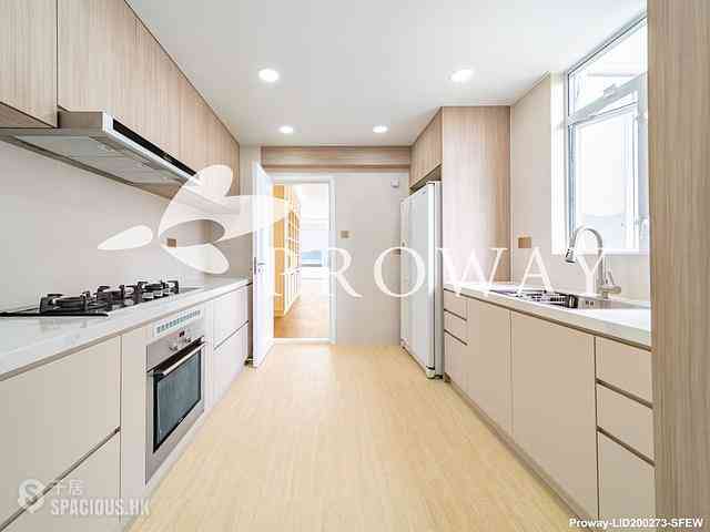 Chung Hom Kok - Hillgrove 10