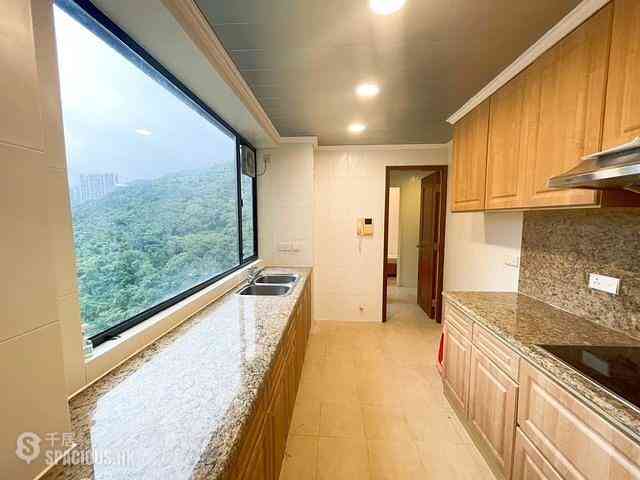 Repulse Bay - Pine Crest 06