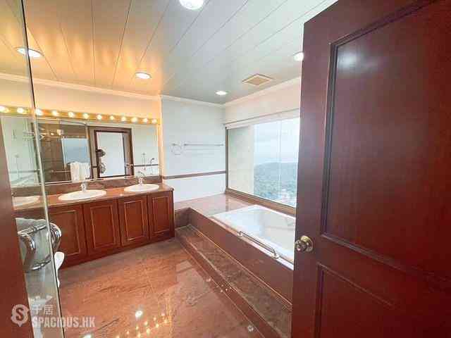 Repulse Bay - Pine Crest 09