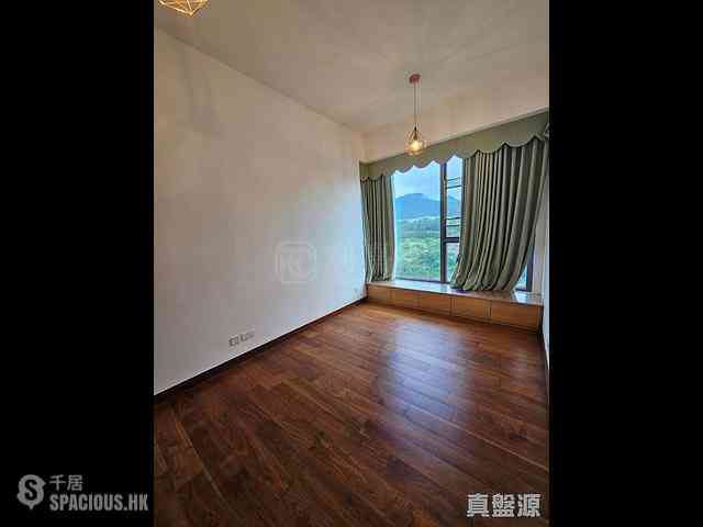 Tseung Kwan O - The Papillons Block 1 04