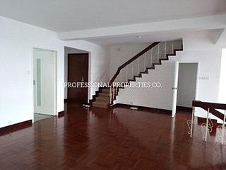 Stanley - Grosse Pointe Villa 02