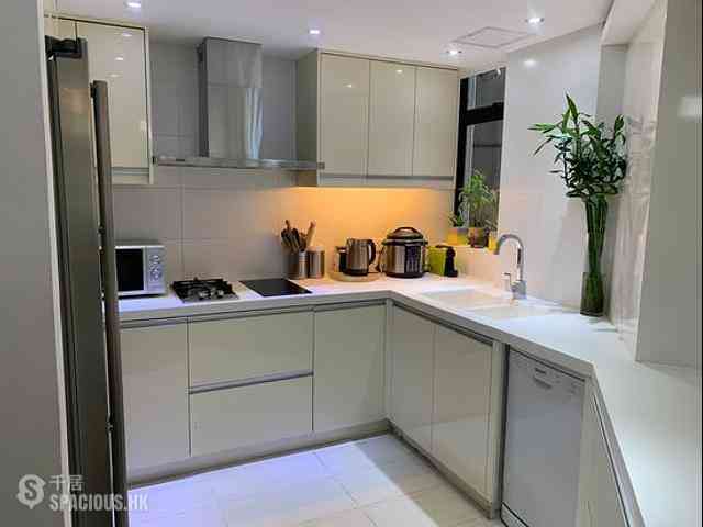 Discovery Bay - Discovery Bay Phase 5 Greenvale Village Greenwood Court (Block 7) 02