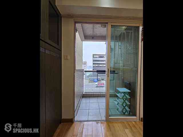 Sheung Wan - Talon Tower 06