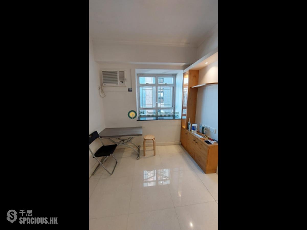 Kennedy Town - Shun Hing Building 01