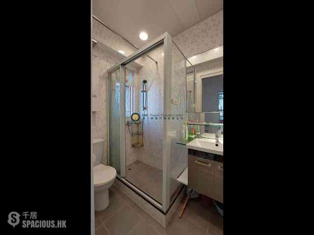 Kennedy Town - Shun Hing Building 04