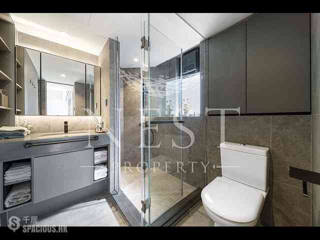 Central - 108-110, Wellington Street 06