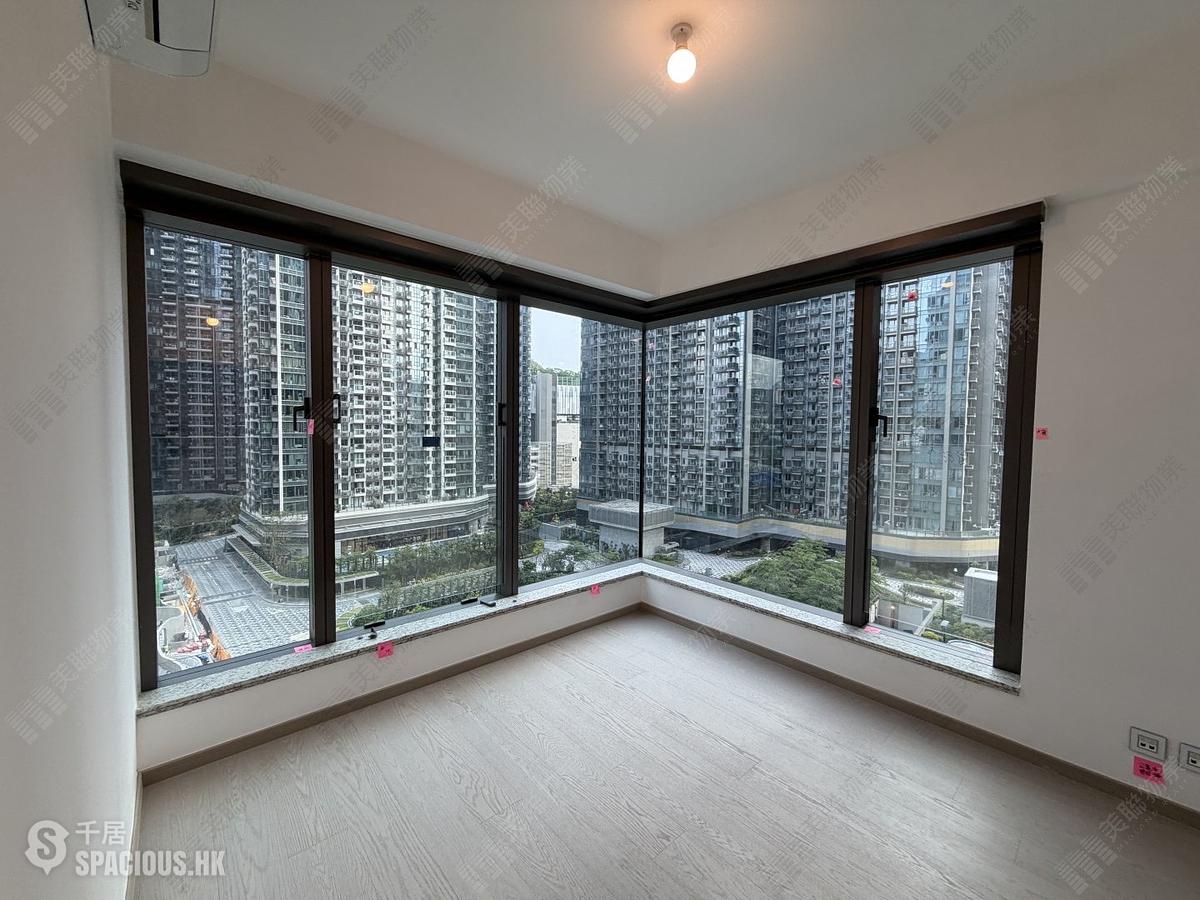 Wong Chuk Hang - The Southside Phase 3B Blue Coast Tower 2B 01