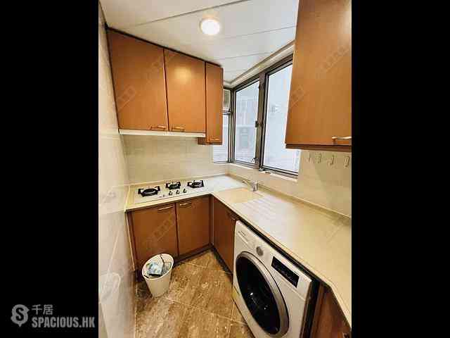 West Kowloon - Sorrento 02