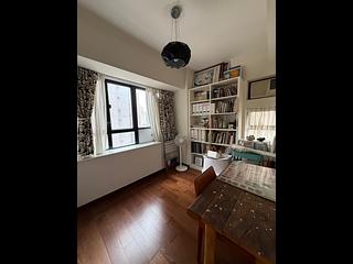 Mid Levels Central - Robinson Heights 07
