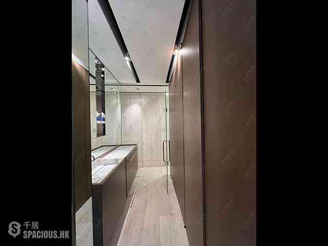 Mid Levels Central - Argenta 07