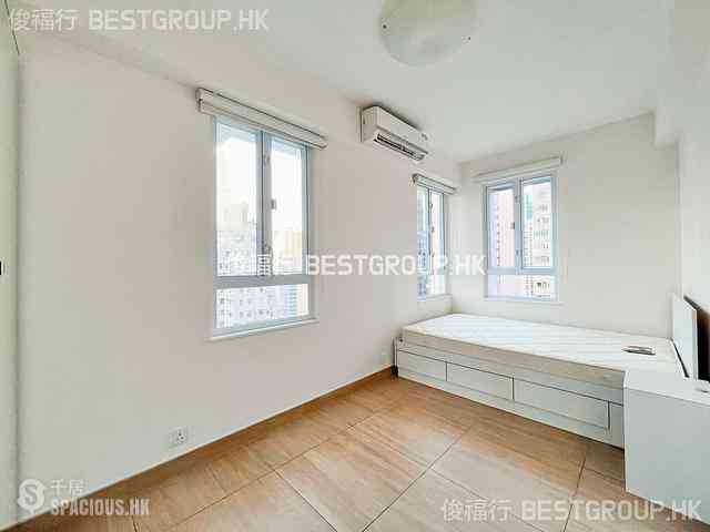 Soho - Ying Pont Building 03