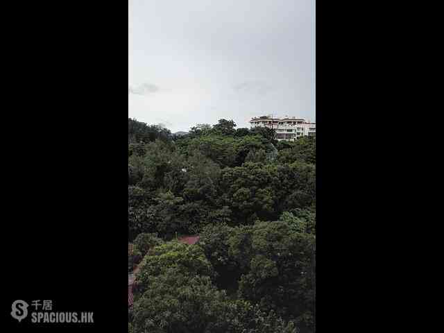 Chung Hom Kok - Lung Tak Court 01