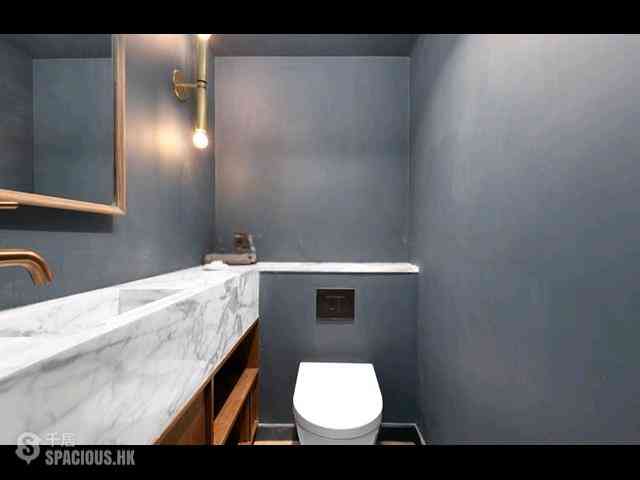 Stubbs Road - The Notting Hill 13