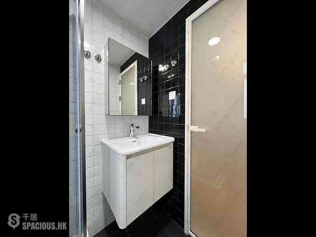 Wan Chai - Jet Foil Mansion 08
