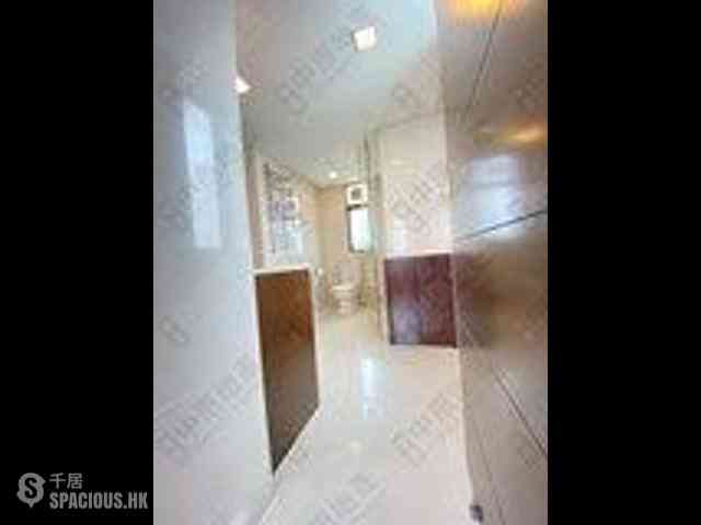 Pok Fu Lam - Cape Mansion 01