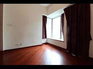 Wan Chai - The Avenue Phase 1 02