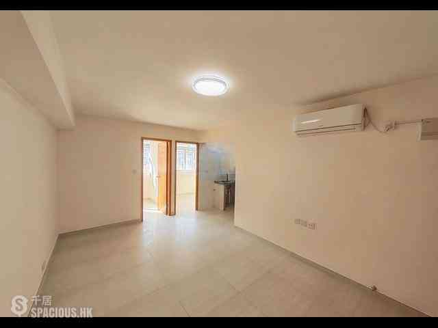 Quarry Bay - Tai Lung House 06