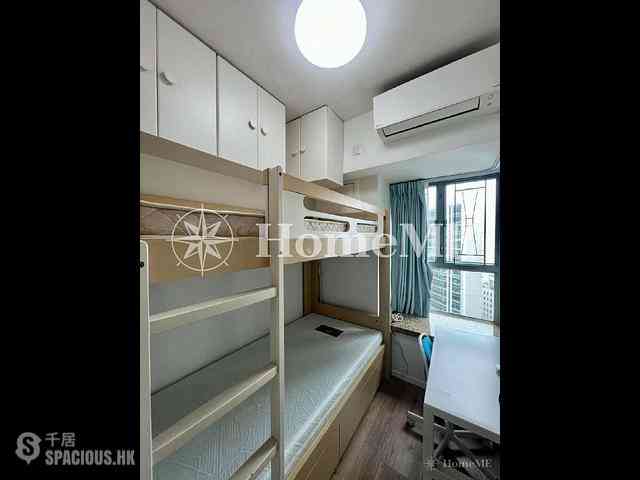 Sheung Wan - Queen's Terrace 06