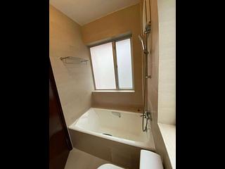 Causeway Bay - Malahon Apartments 05