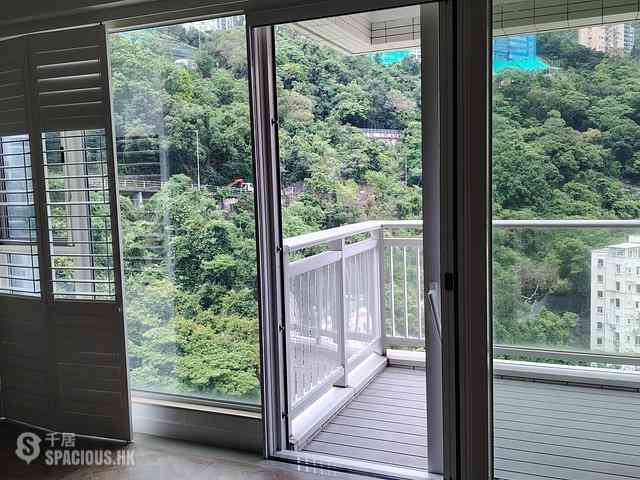 Happy Valley - The Altitude 03