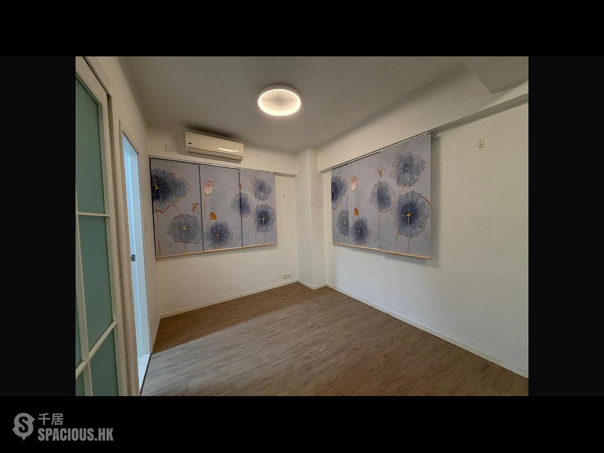 Wan Chai - On Hing Mansion 01