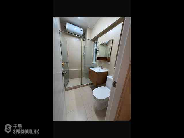 Wan Chai - On Hing Mansion 04