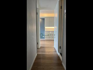 Sheung Wan - Queen's Terrace Block 3 04