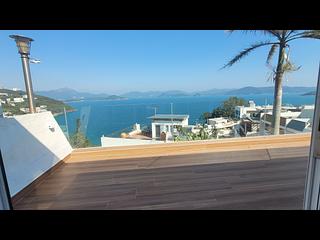 Clear Water Bay - Golden Lake Villa 06