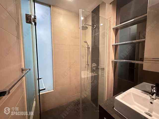 Wan Chai - J Residence 08
