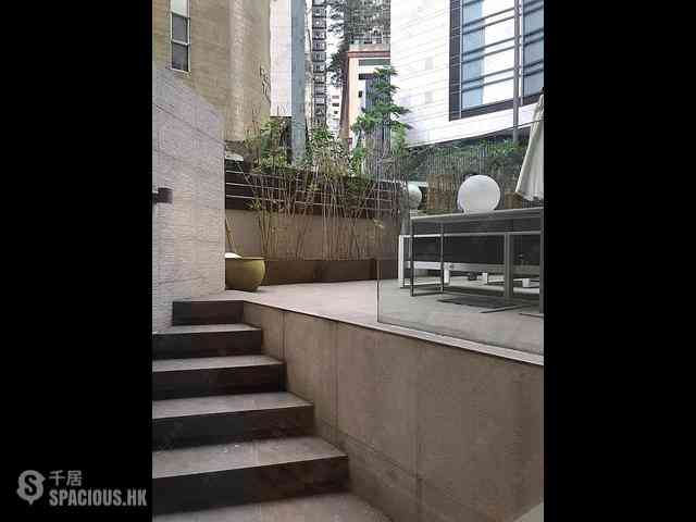 Mid Levels Central - Windsor Court 07