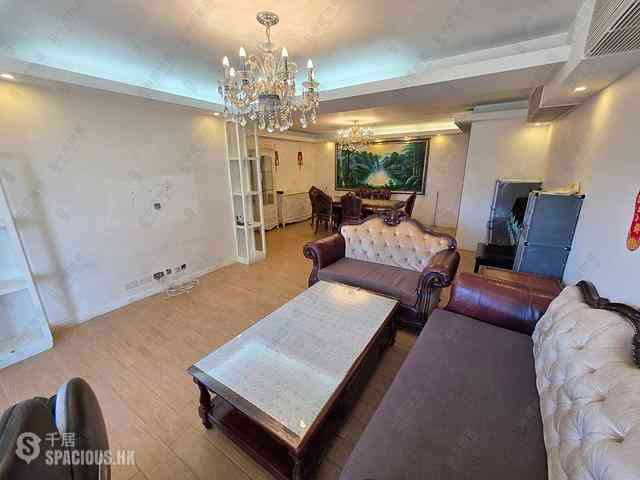 Pok Fu Lam - Baguio Villa Block 27 01