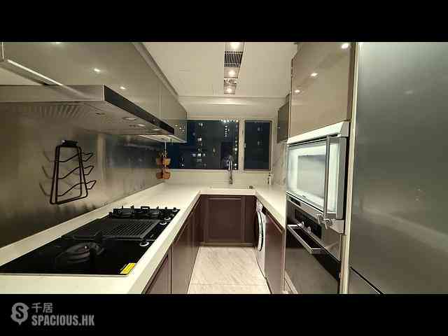 Soho - Centrestage 10