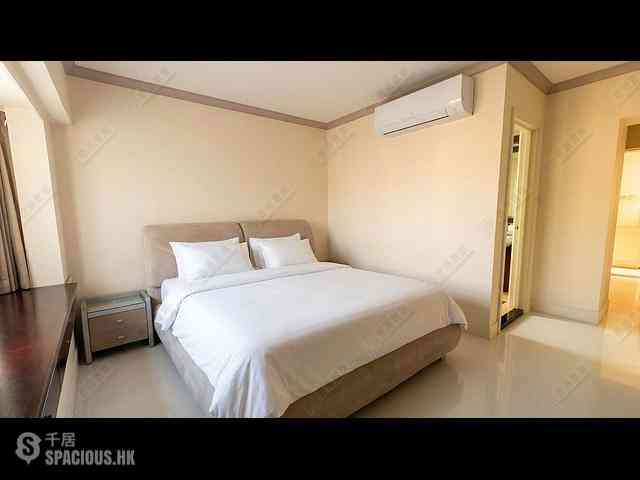 Cheung Sha Wan - Monte Carlton 09