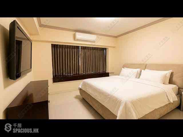 Cheung Sha Wan - Monte Carlton 11