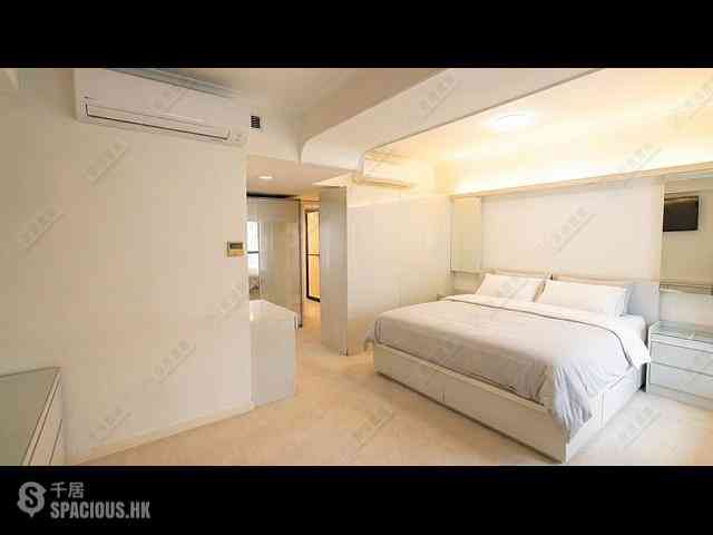 Cheung Sha Wan - Monte Carlton 12