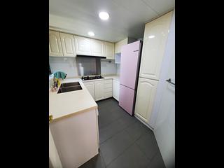 Tai Kok Tsui - Island Harbourview Block 9 08