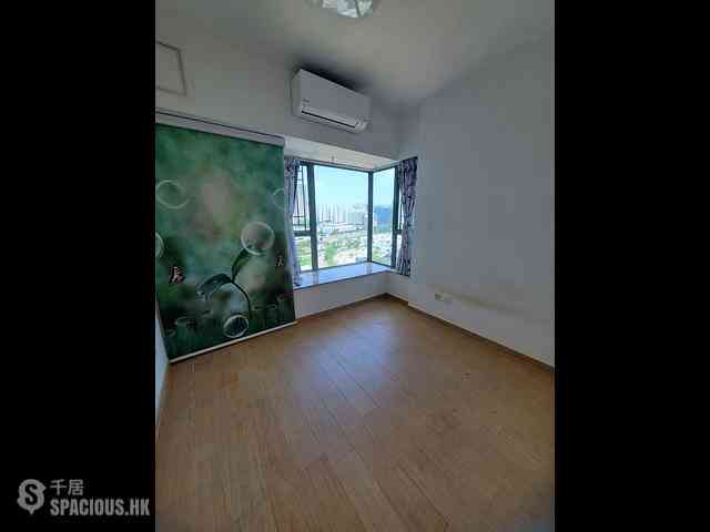 Tai Kok Tsui - Island Harbourview Block 9 06