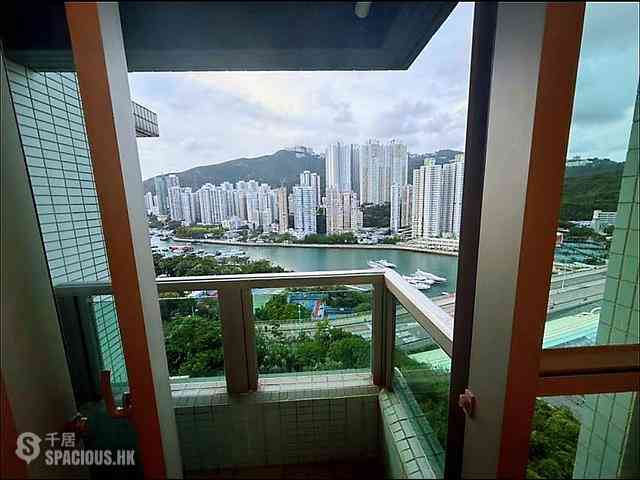 Ap Lei Chau - Sham Wan Towers Block 3 05