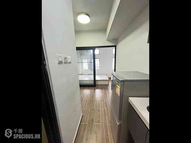 Mong Kok - Good Hope Building 02