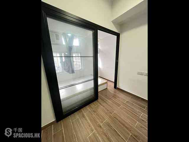 Mong Kok - Good Hope Building 03
